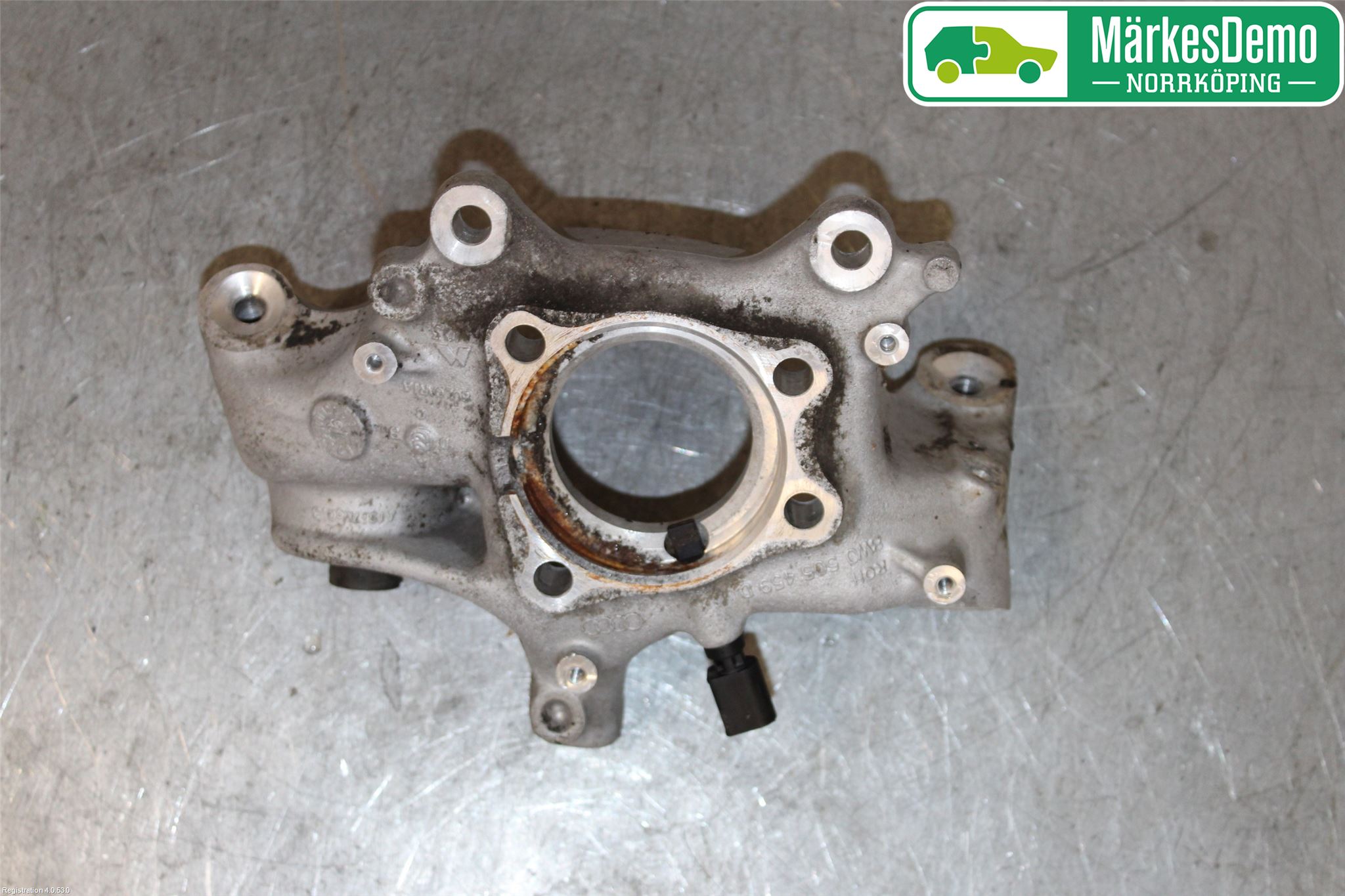 Audi A4/S4 B9 16-19 Spindel Vb