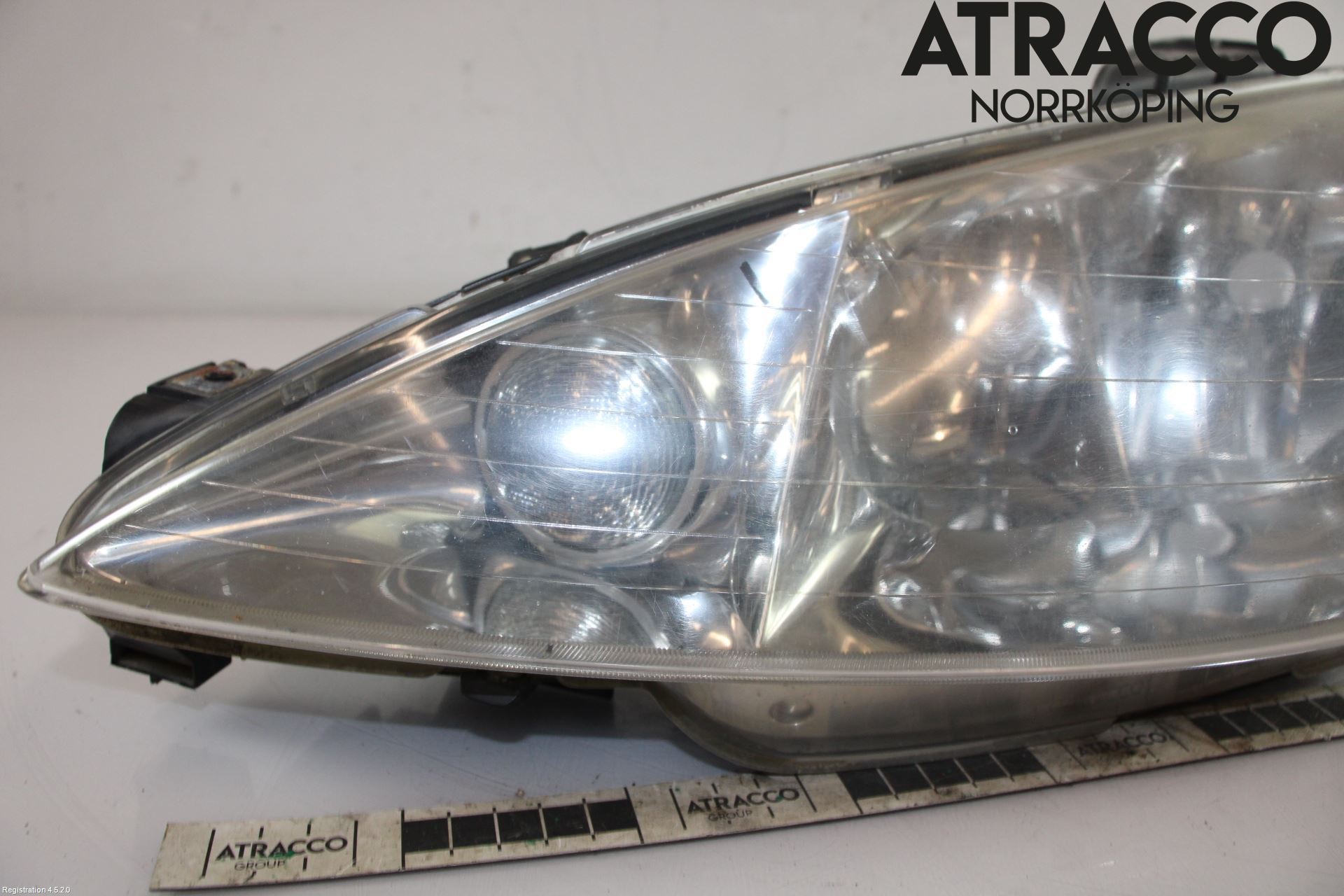 Peugeot 206 98-09 Frontlykt Venstre