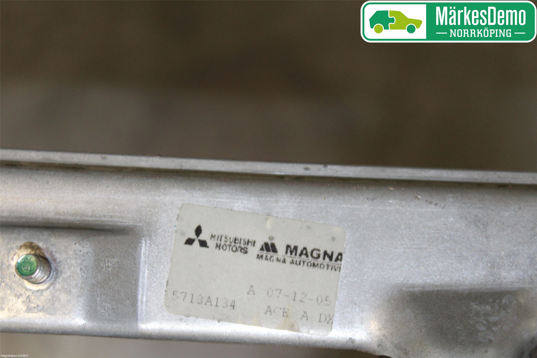 Mitsubishi COLT   04-08 Vindusheis El Komp
