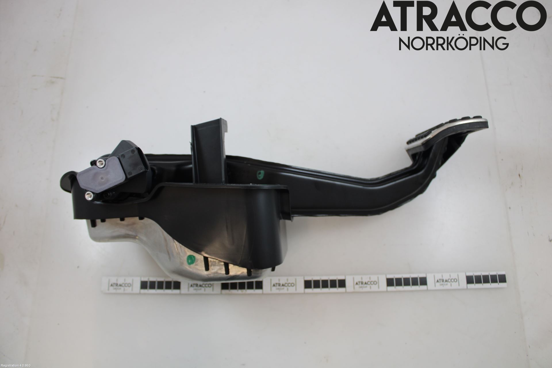 Mercedes-Benz MB EQC (N293) 20- Bremsepedal