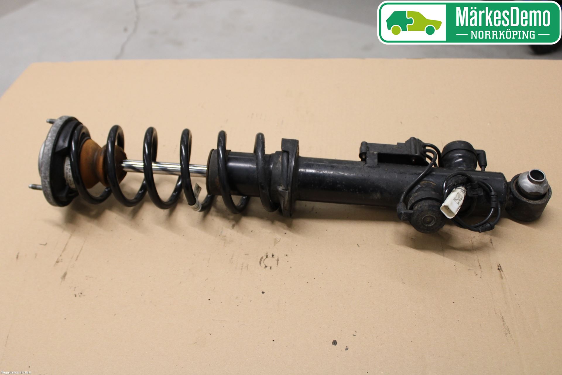 BMW 5 F10/F11/F18 09-17 Fjærbein Bak Venstre