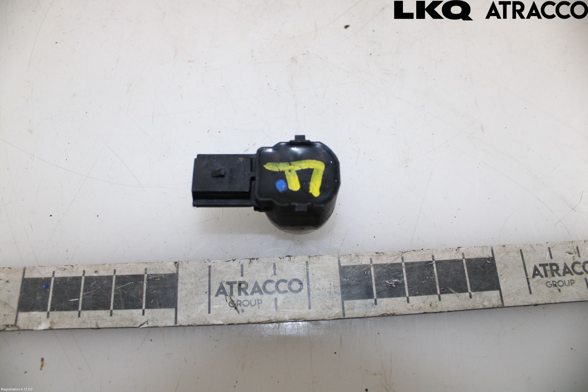 Ford MONDEO 15-22 Sensor Parkering Front