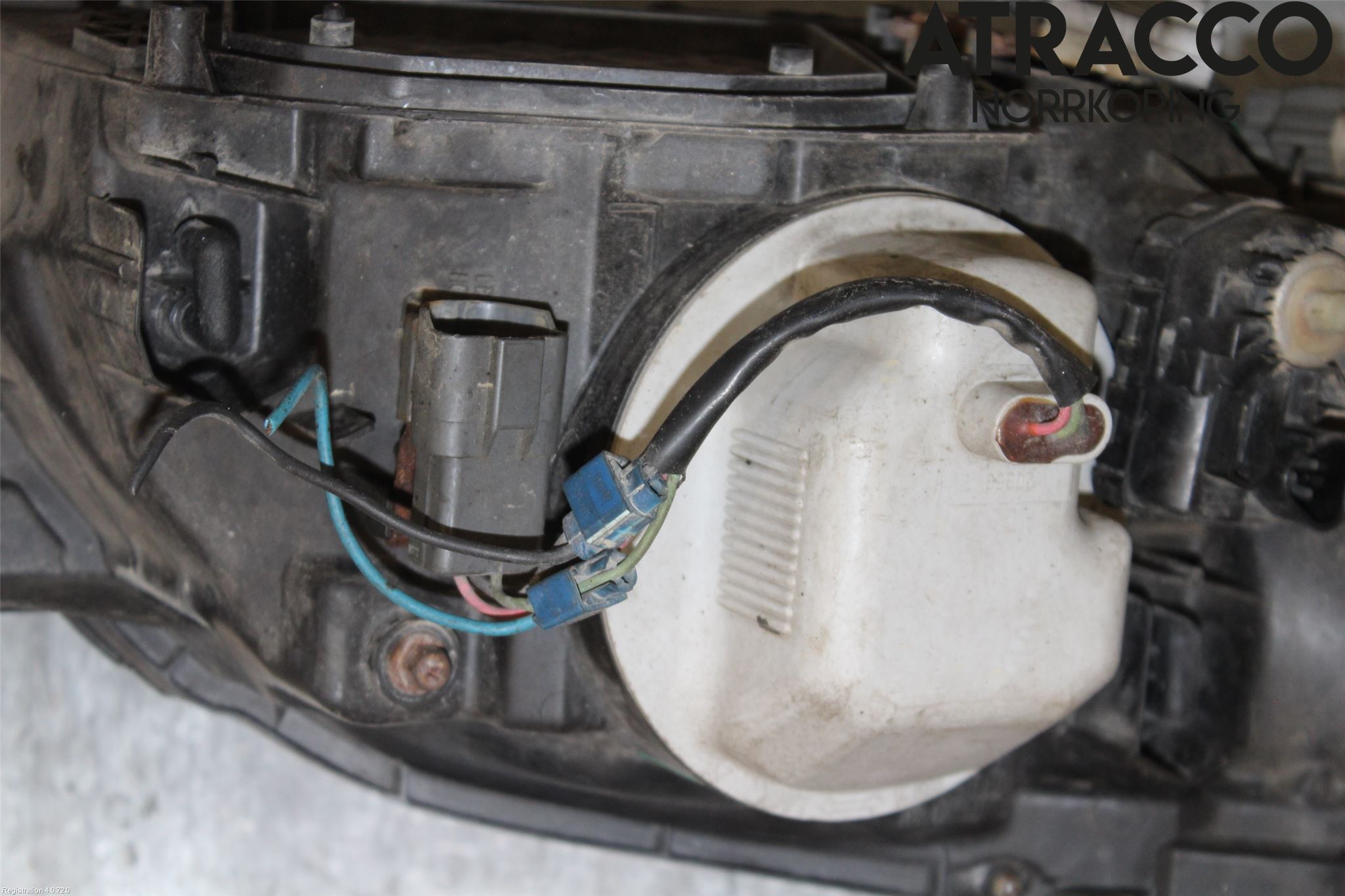 Subaru OUTBACK   99-03 Frontlykt Venstre