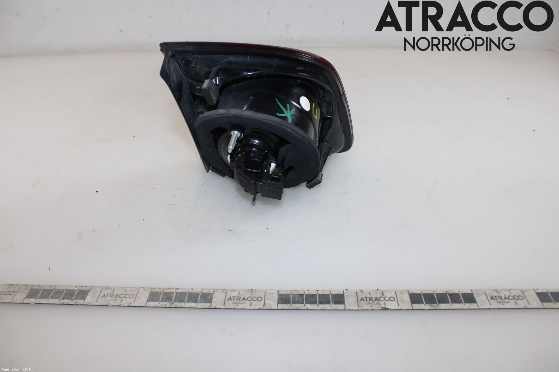 Volkswagen VW GOLF PLUS/CROSS GOLF 04-14 Baklykt Høyre  På Luke(Indre)