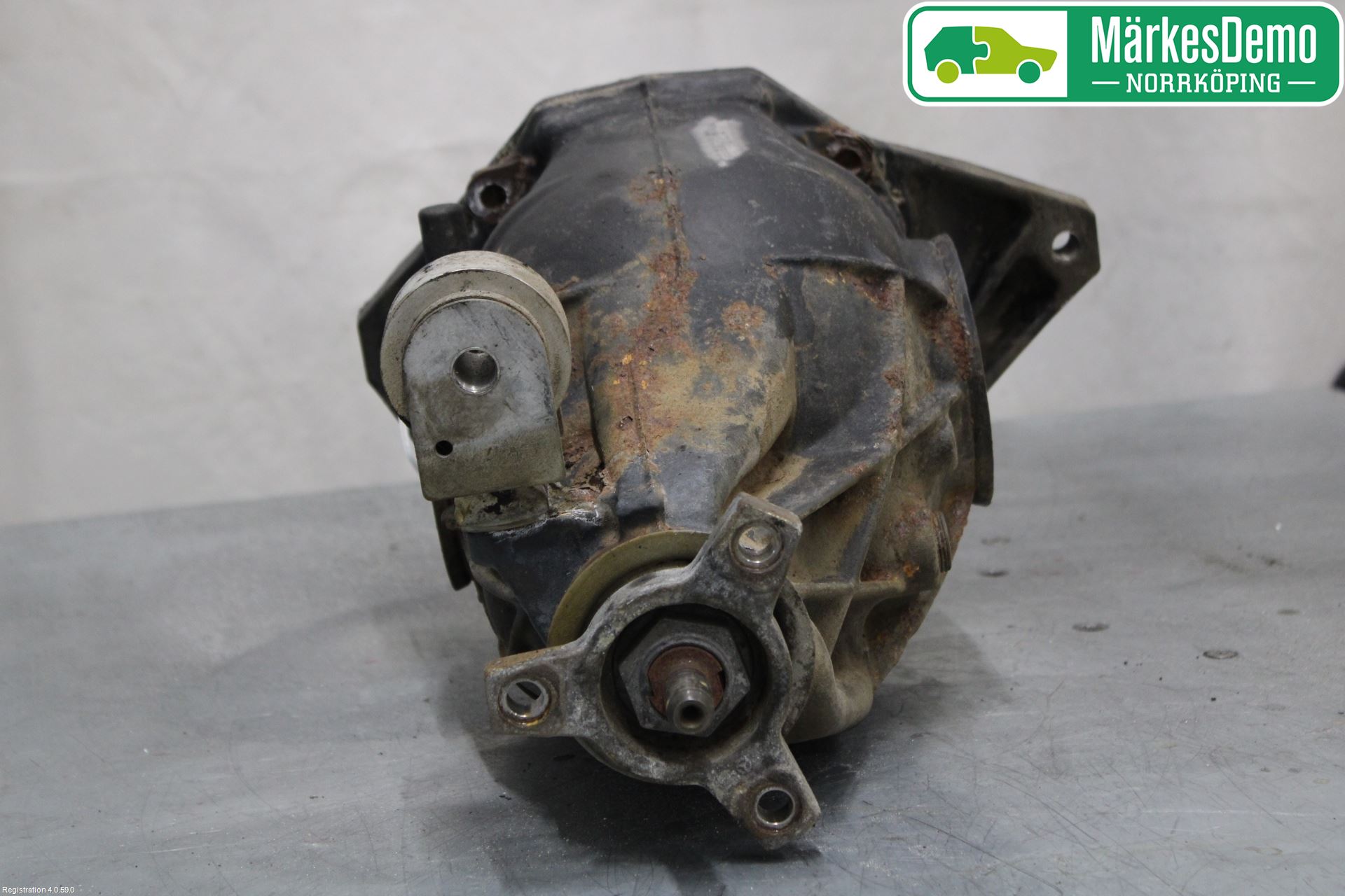 Mercedes-Benz MB E-KLASS (W212) 09-16 Bakaksel Kardang Bak -Diff
