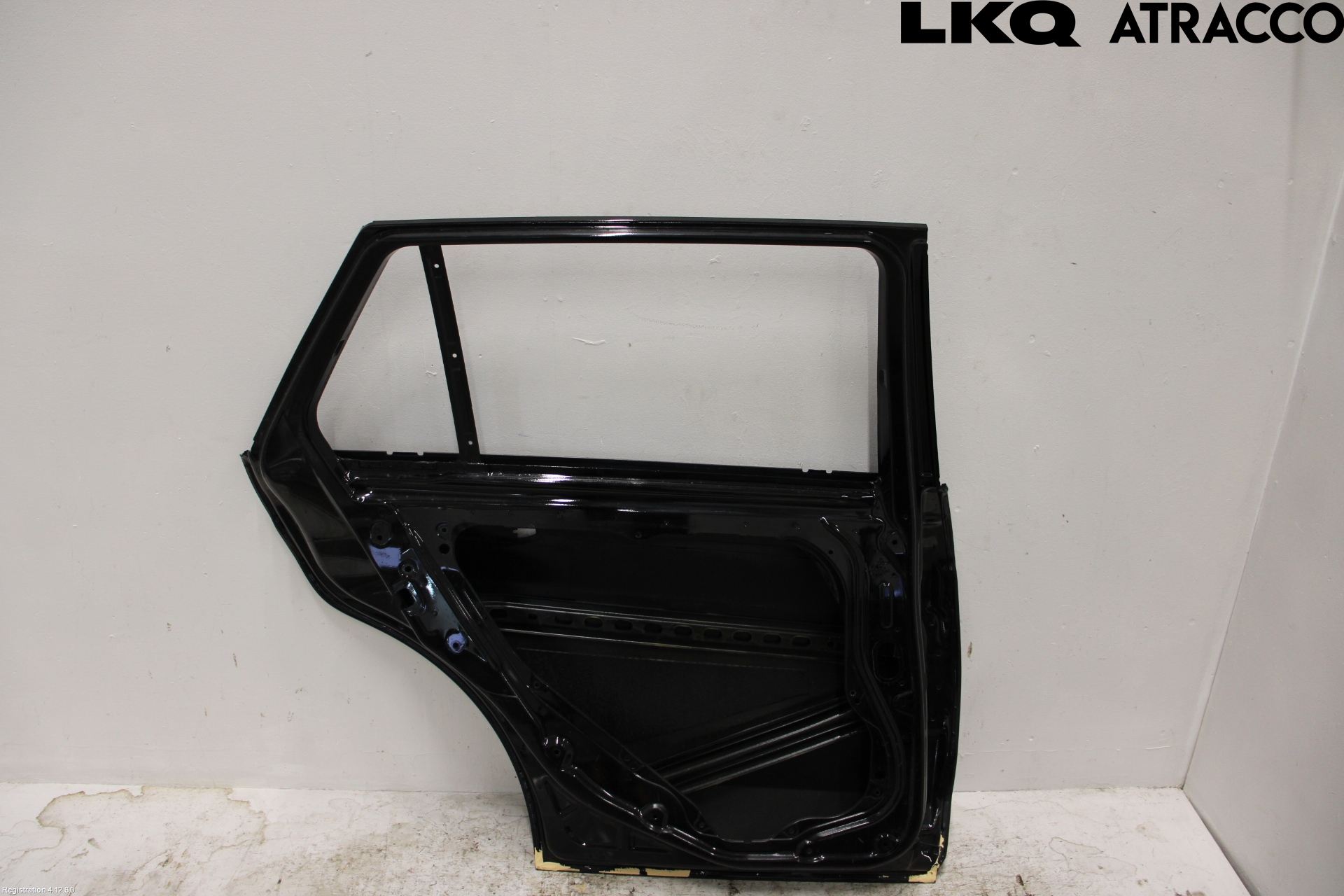 Mercedes-Benz MB E-KLASS (W212) 09-16 Dør 4D Bak Venstre