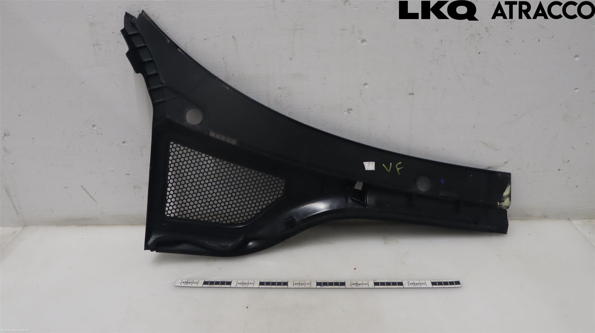 Skoda OCTAVIA (NX) 20- Visker Deksel-Grill-Under Frr