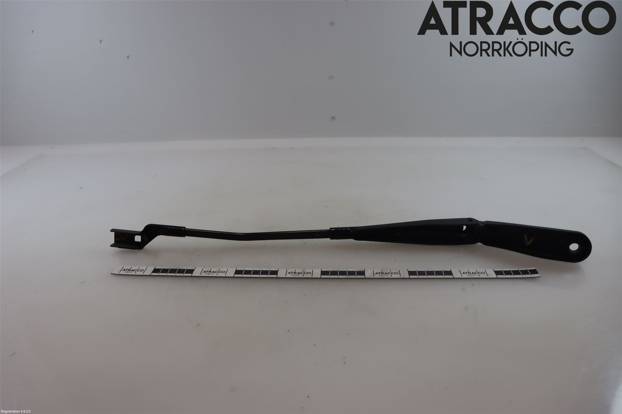 Volvo V60 CROSS COUNTRY 16-18 Viskerarm-Armer Frontrute