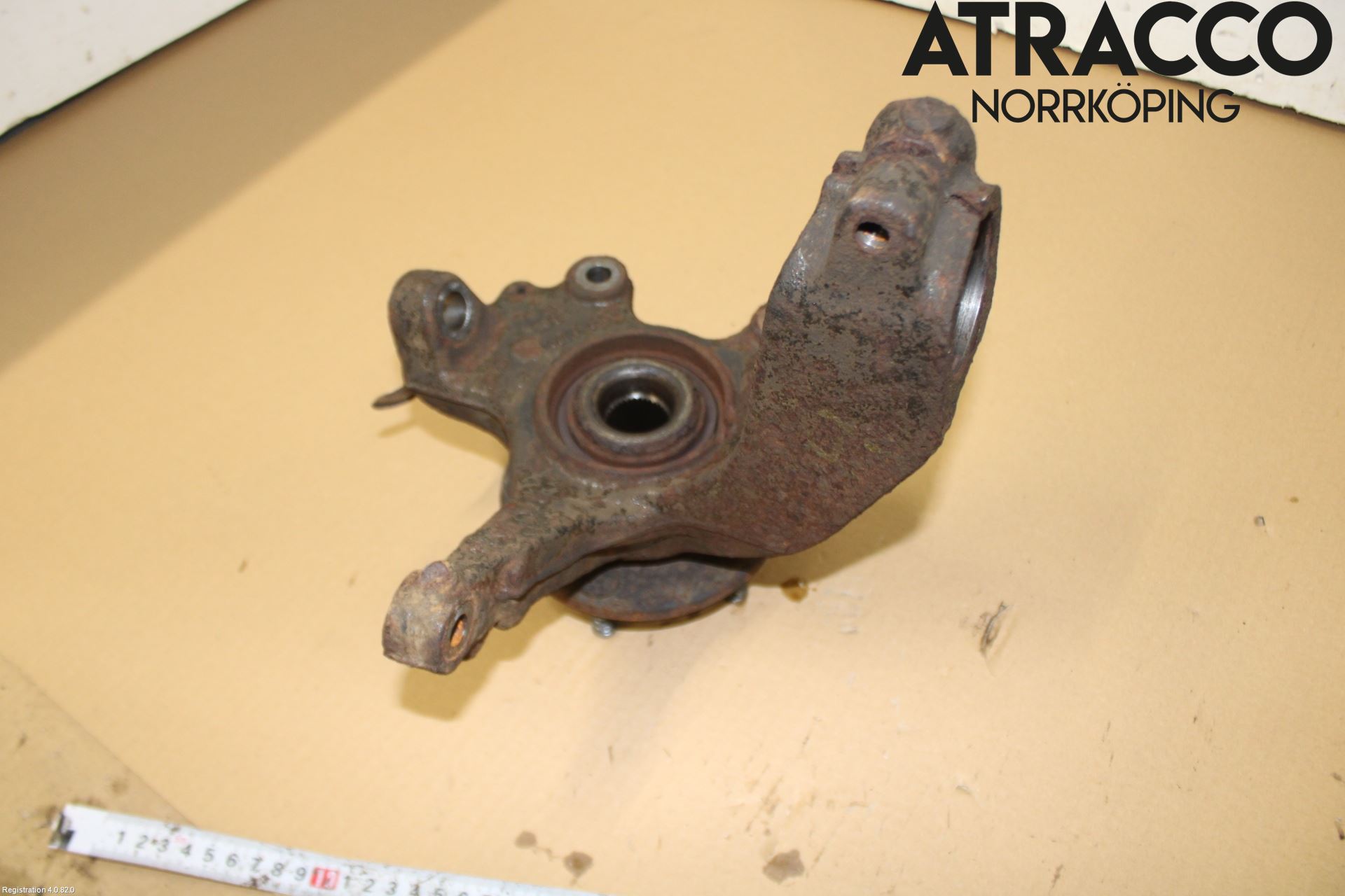 Ford FOCUS     04-07 Spindel Hf
