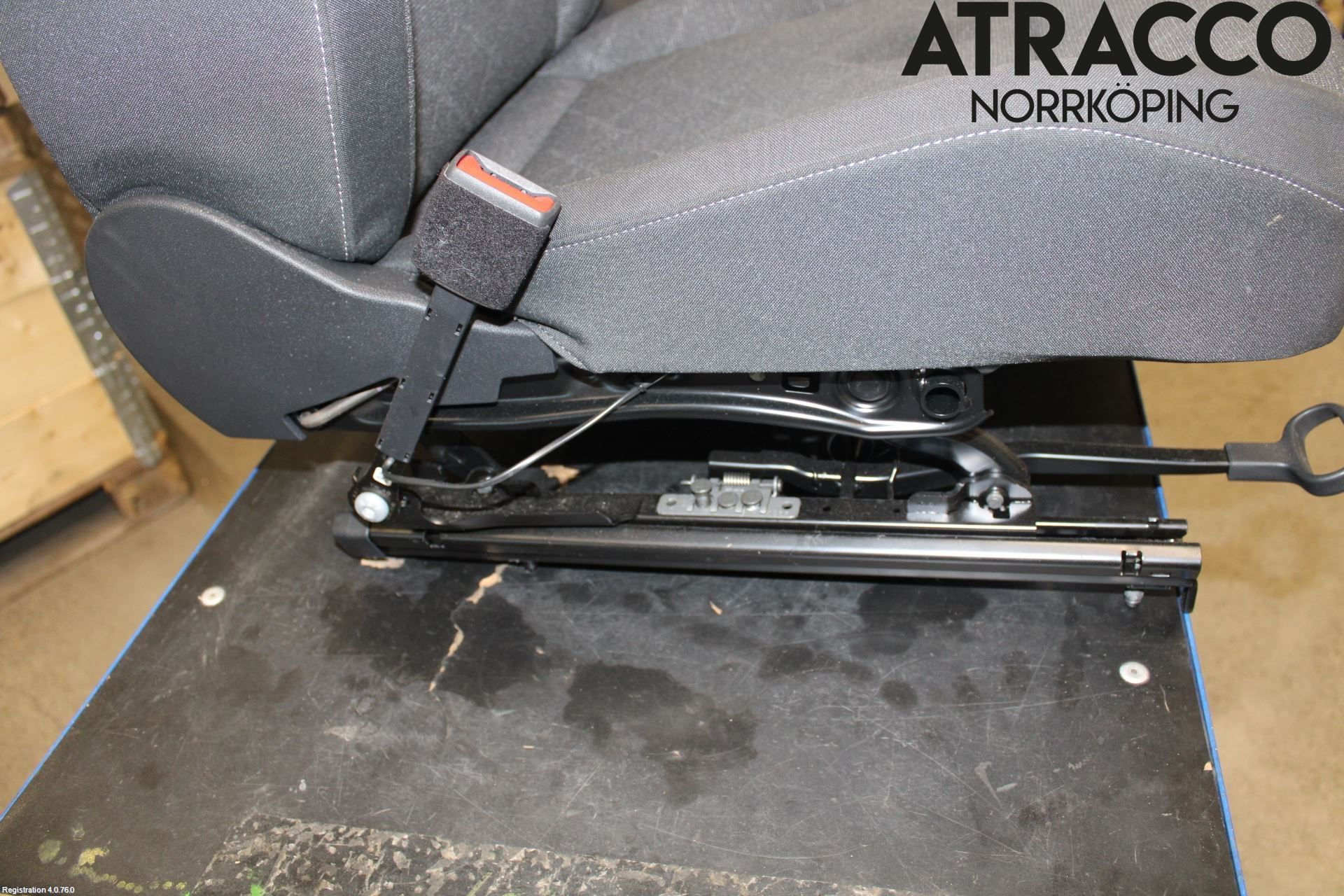 Volkswagen VW GOLF / E-GOLF VIII 20- Innr Sete Foran Venstre