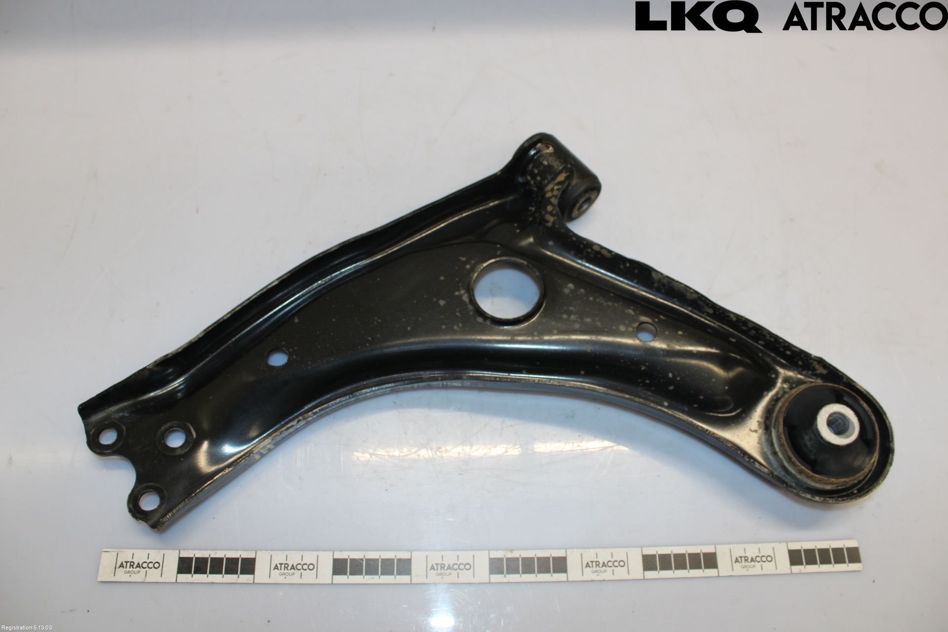Toyota YARIS CROSS XP21 21- Bærearm Foran Høyre Nedre