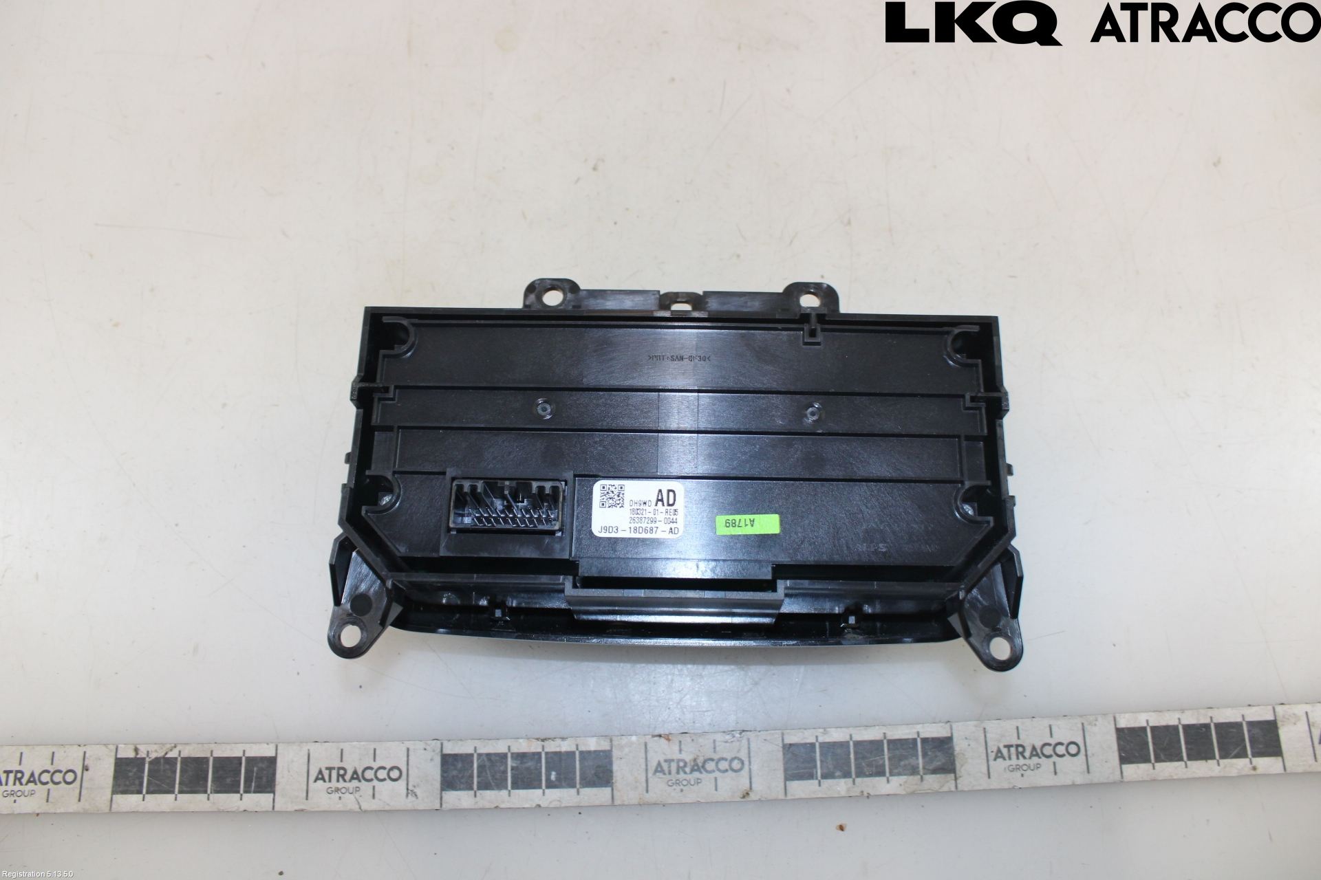 Jaguar I-PACE 18- Varmeapparat Panel(Regulering)