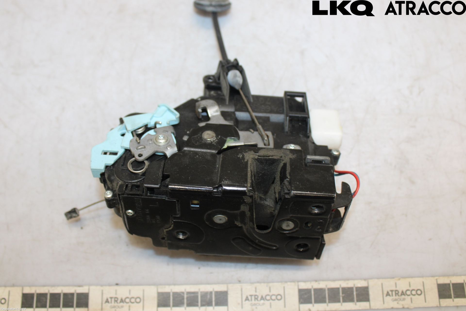 Volkswagen VW CADDY      04-10 Dørlås - Låsekasse