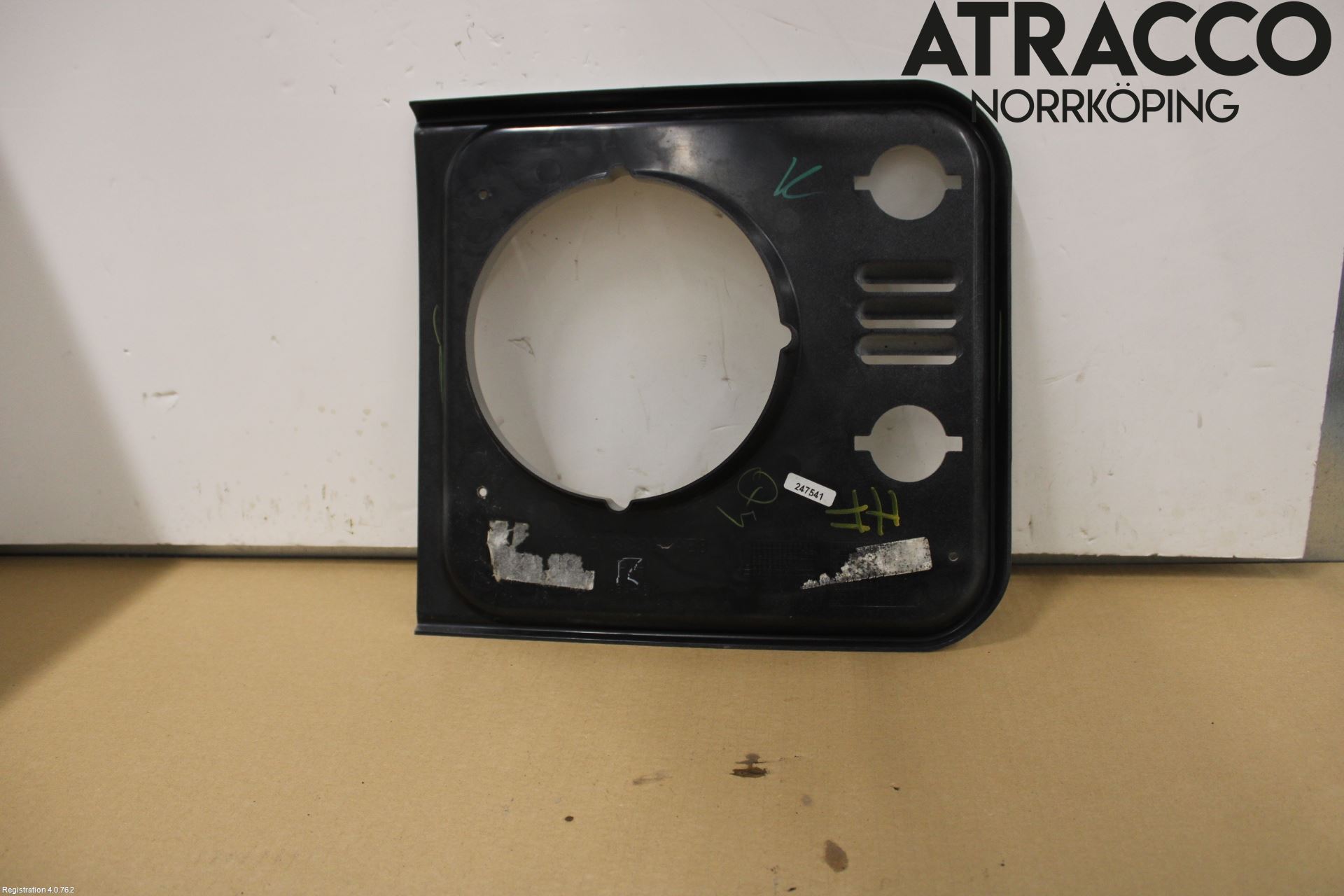 Landrover DEFENDER (L316) 87-06 Frontlykt Ramme H Lyktering