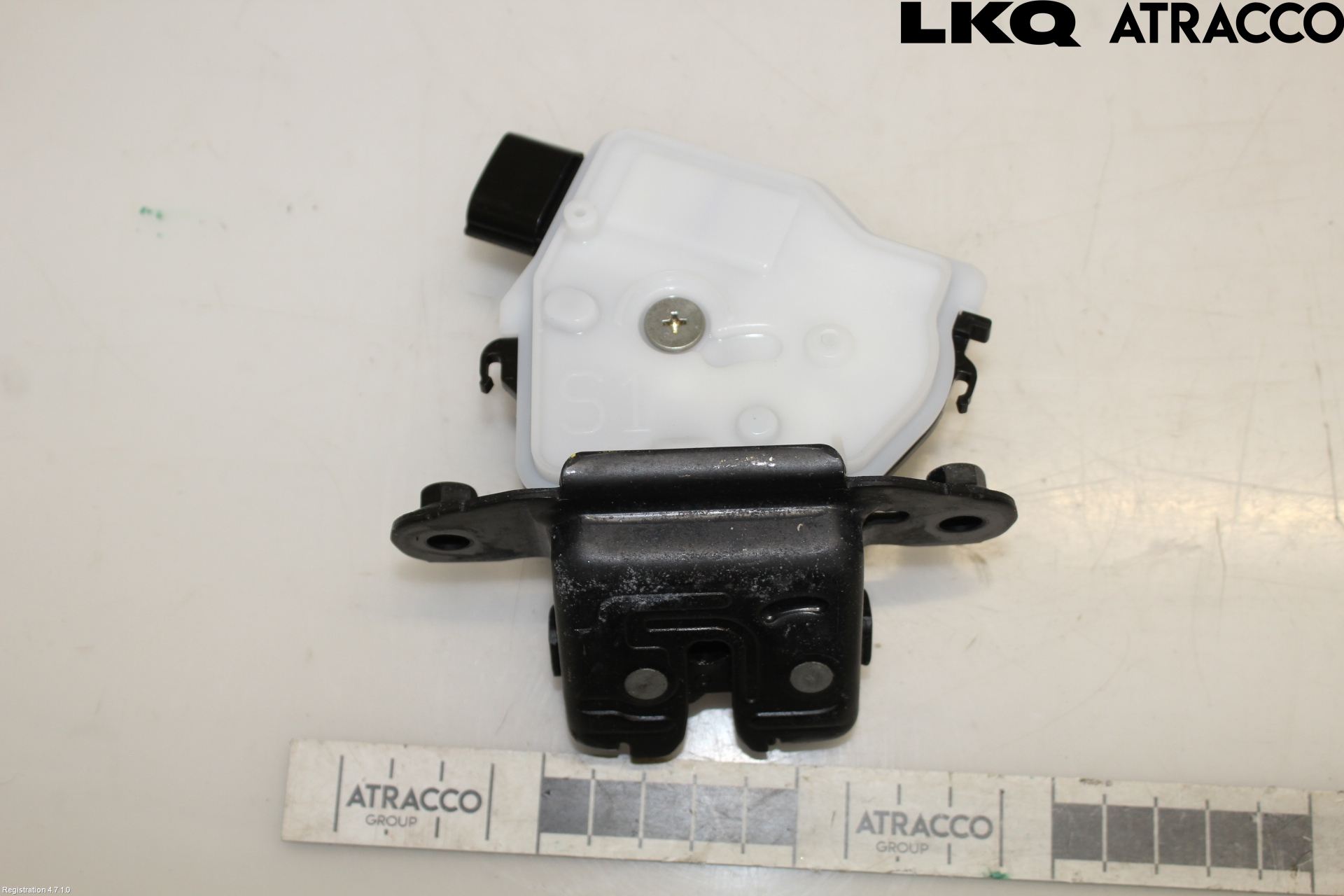 Toyota COROLLA 19- Bakluke-Lokk Låsekasse