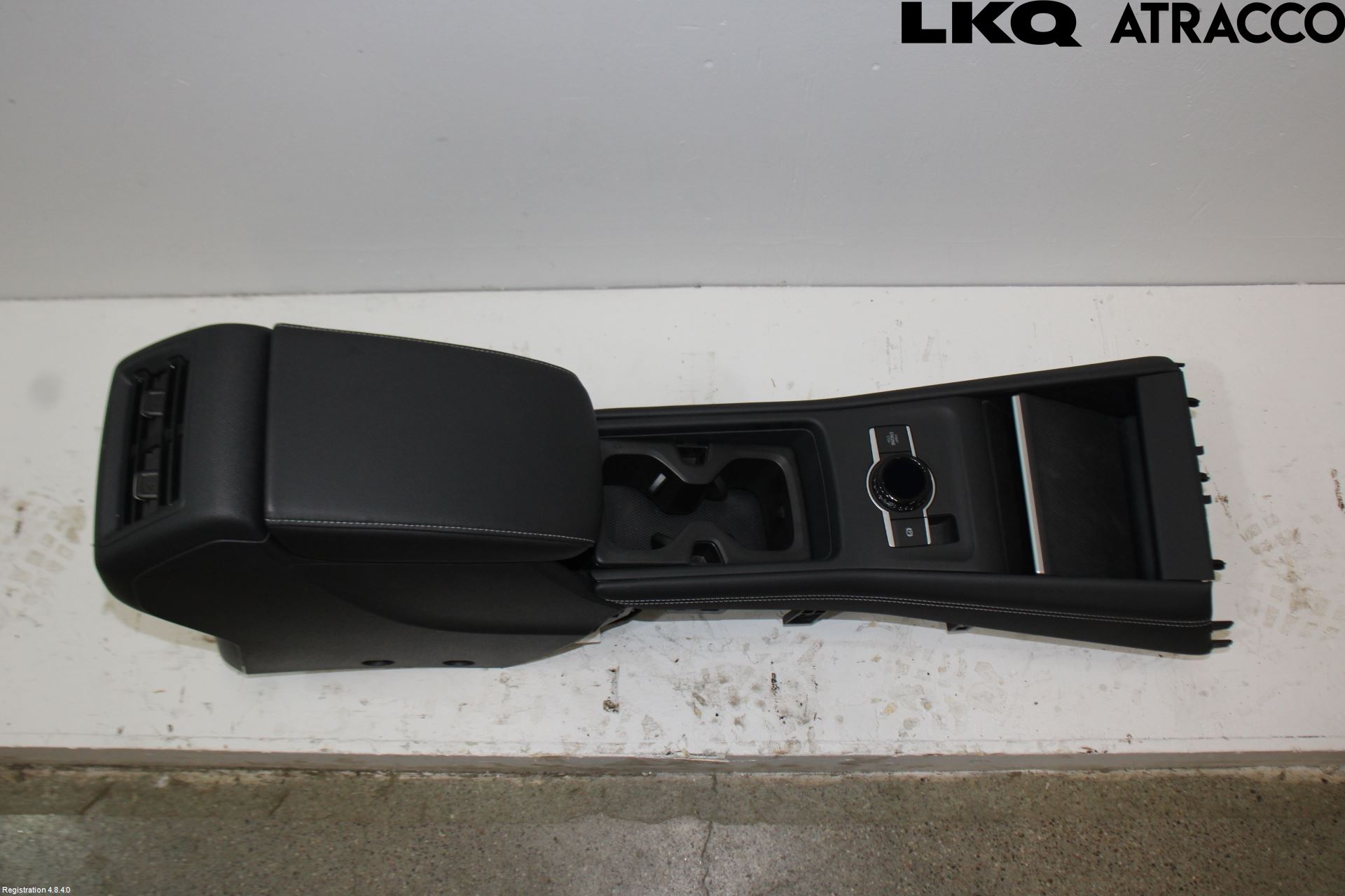 Volkswagen VW TIGUAN 24- Innr Konsoll-Lomme