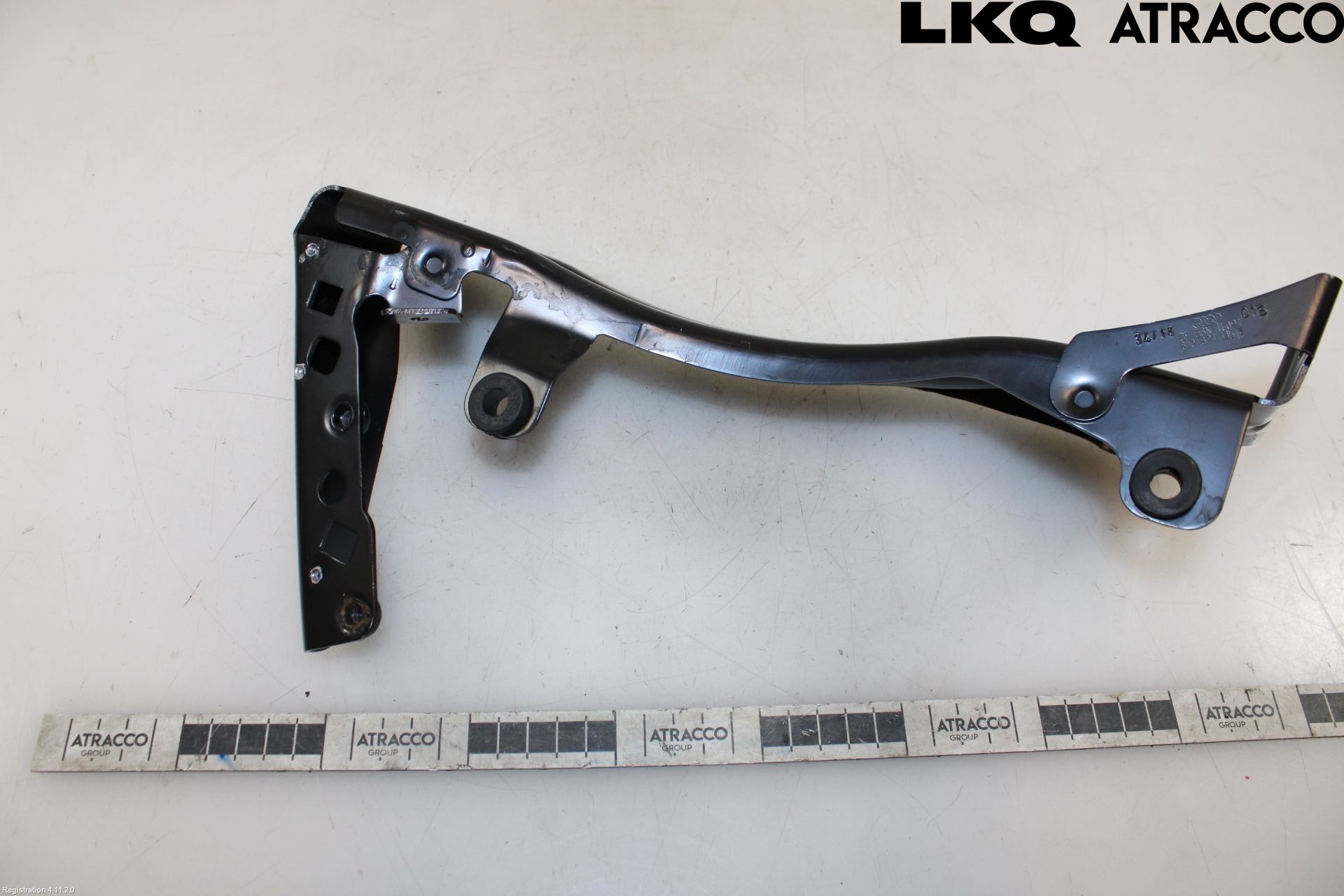 Audi TT/TTS 07-14 Frontskjermfeste Venstre