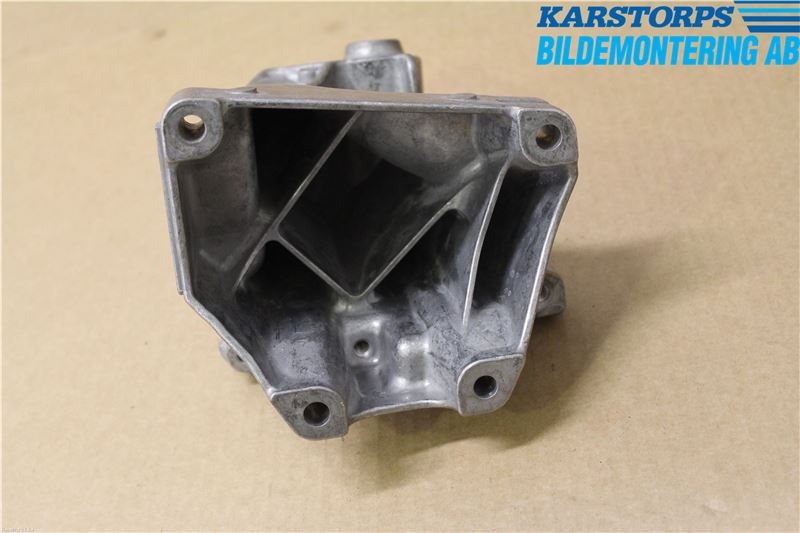 Mercedes-Benz MB C-KLASS (W205) 14-21 Motor Feste Stål-Alu