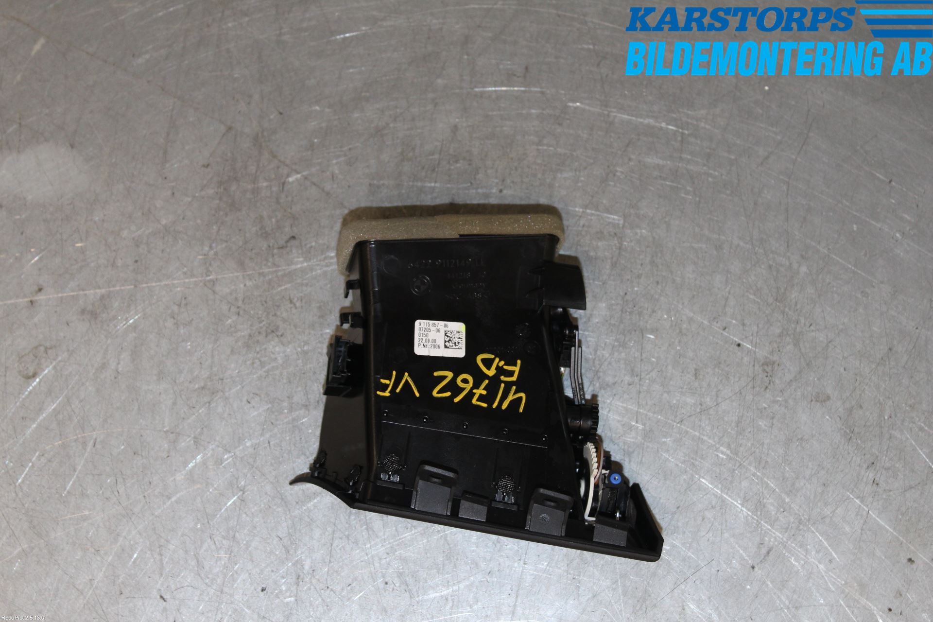 BMW 7 F01/02/03/04 09-15 Dashbord Kanal - Dyse