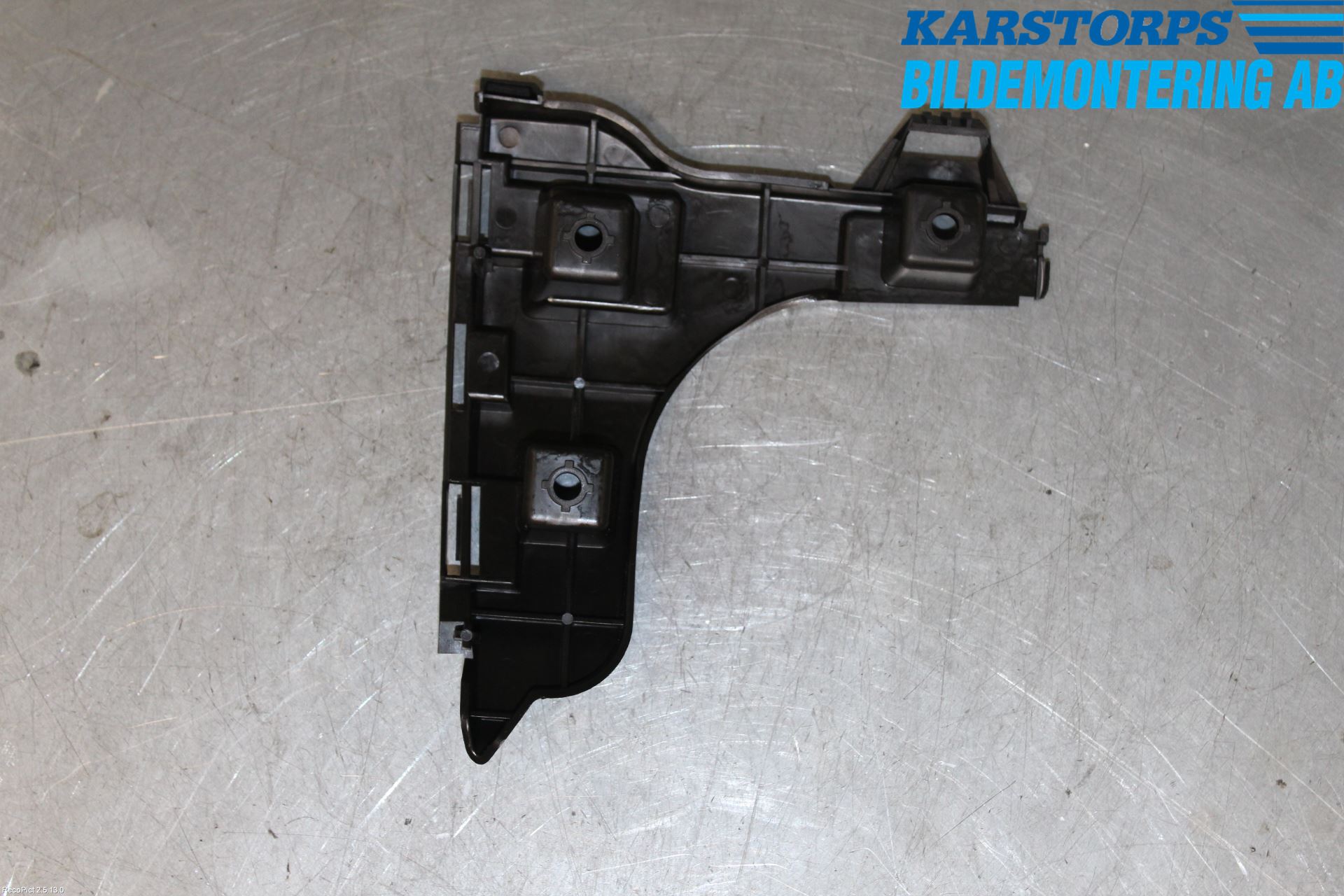 Volvo XC60 09-13 Støtfangerfeste Bak Høyre