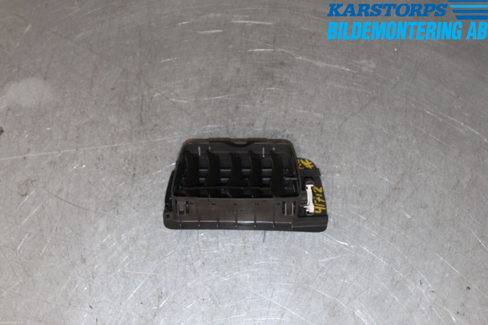Volvo V70 00-04 Dashbord Kanal - Dyse