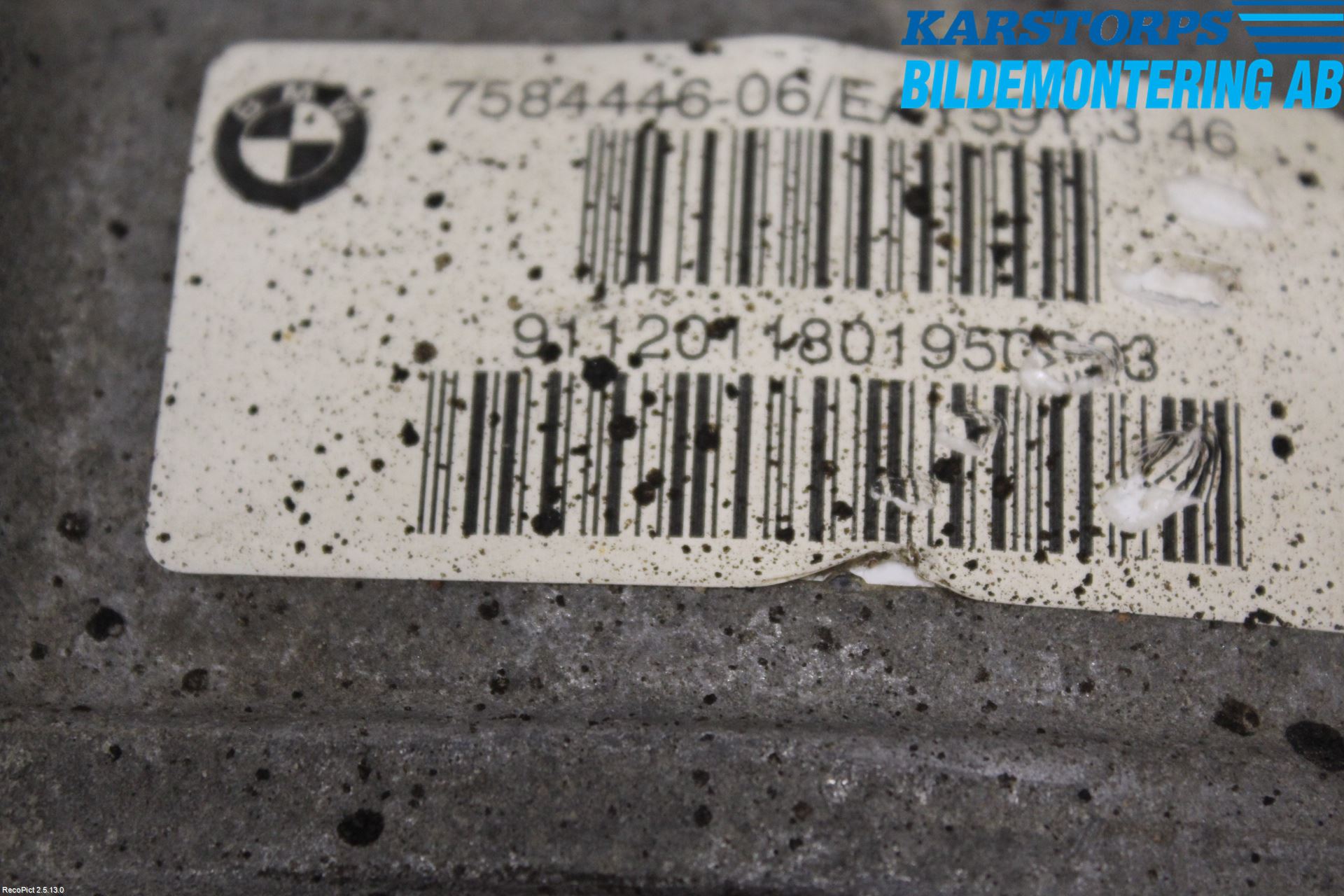 BMW 5 F10/F11/F18 09-17 Bakaksel Kardang Bak -Diff