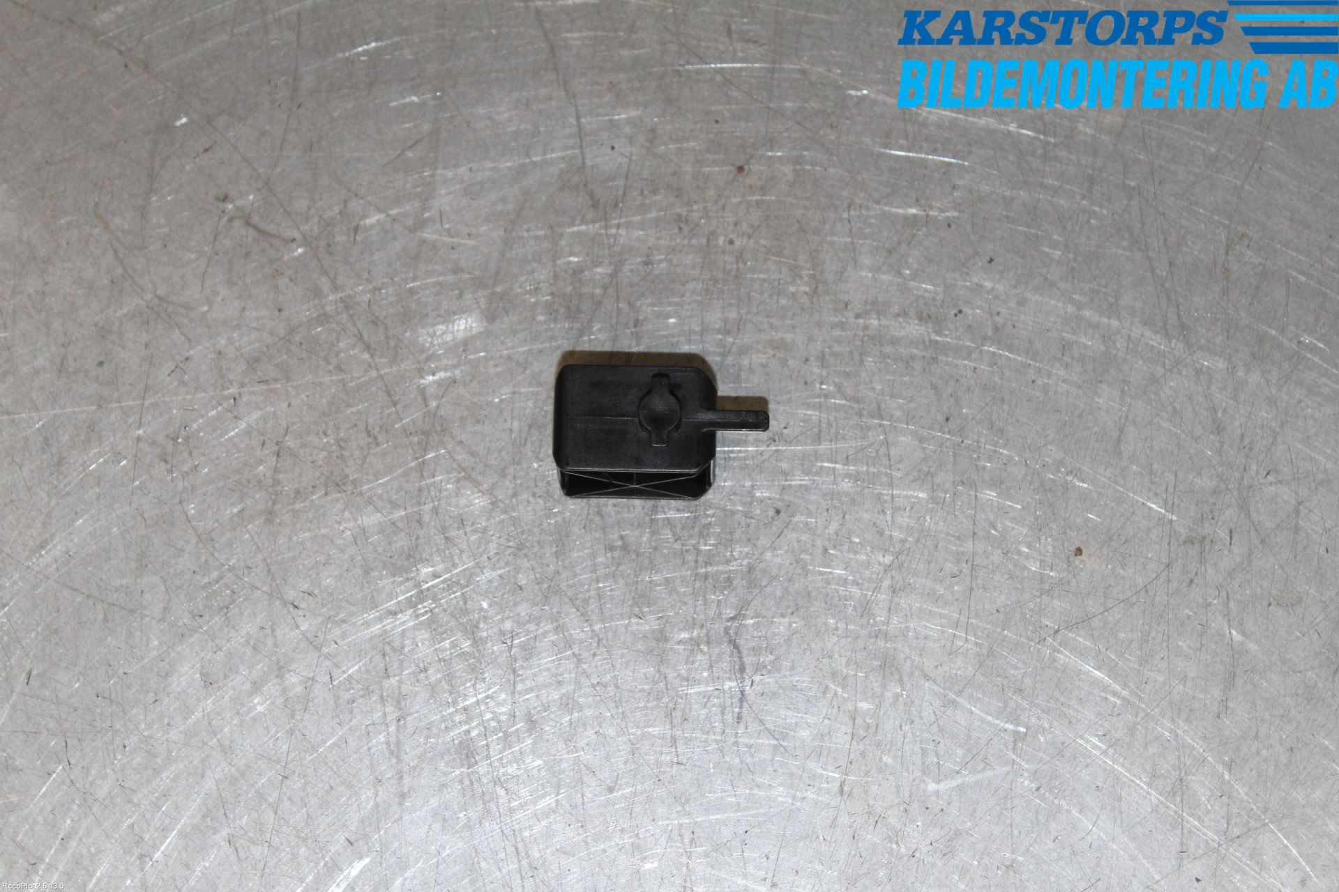 Volvo XC60 14-17 Radiator Feste - Ramme - Bjelk