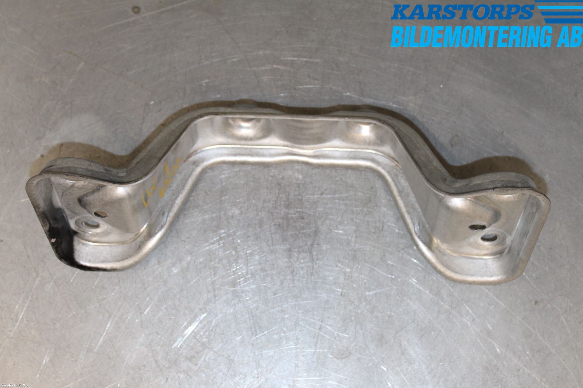 Volvo XC60 14-17 Mellomaksel Feste-Travers