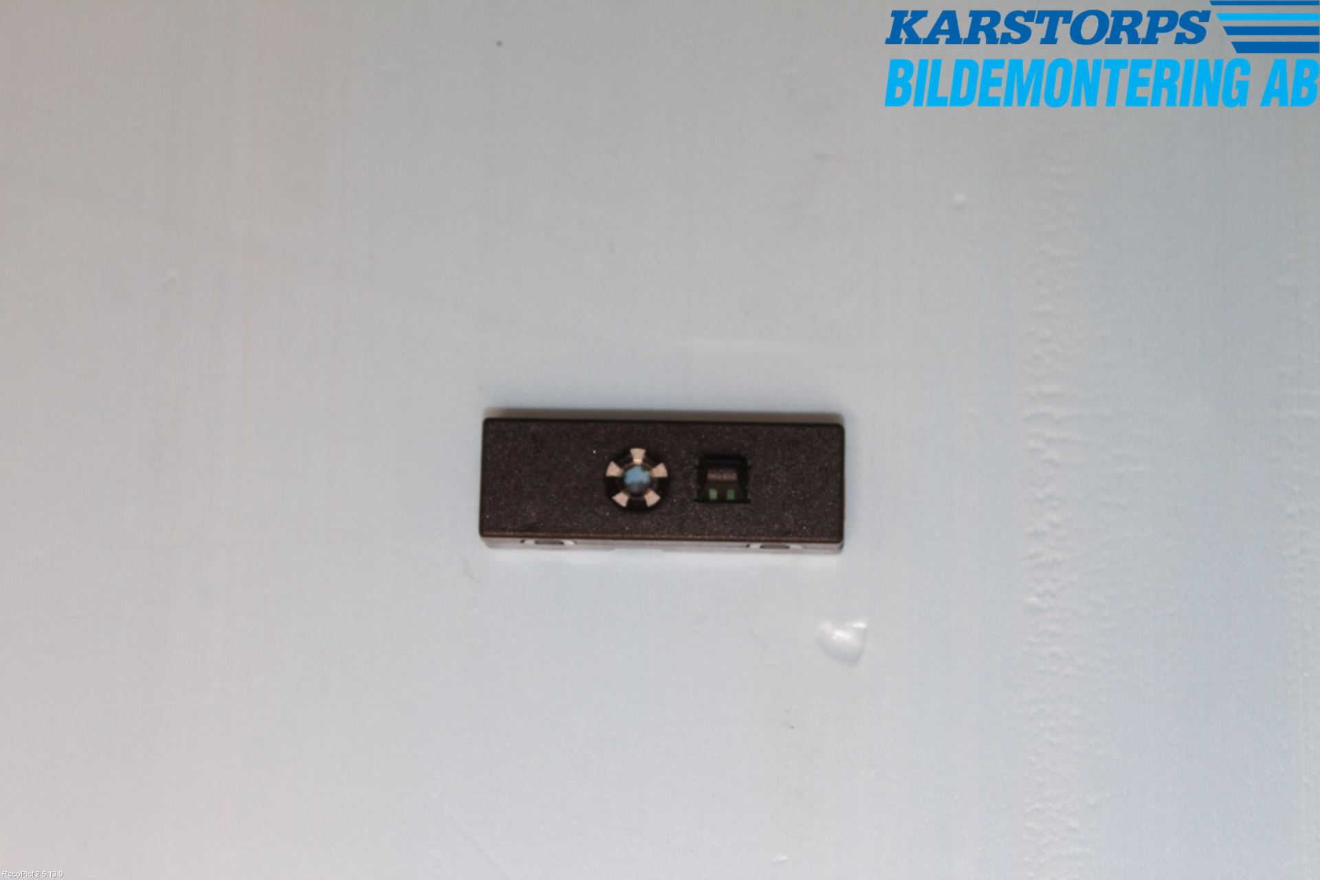 Volvo V40 12-19 Stereo Antenneforsterker