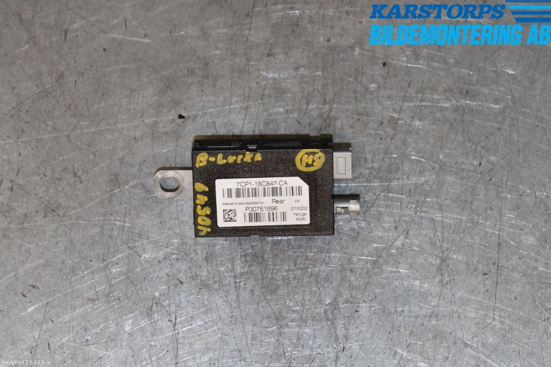 Volvo V40 12-19 Stereo Antenneforsterker