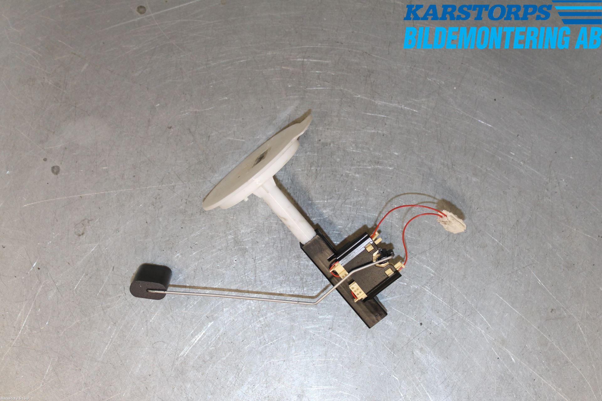 Volvo XC70 14-16 Giver Drivstofftank