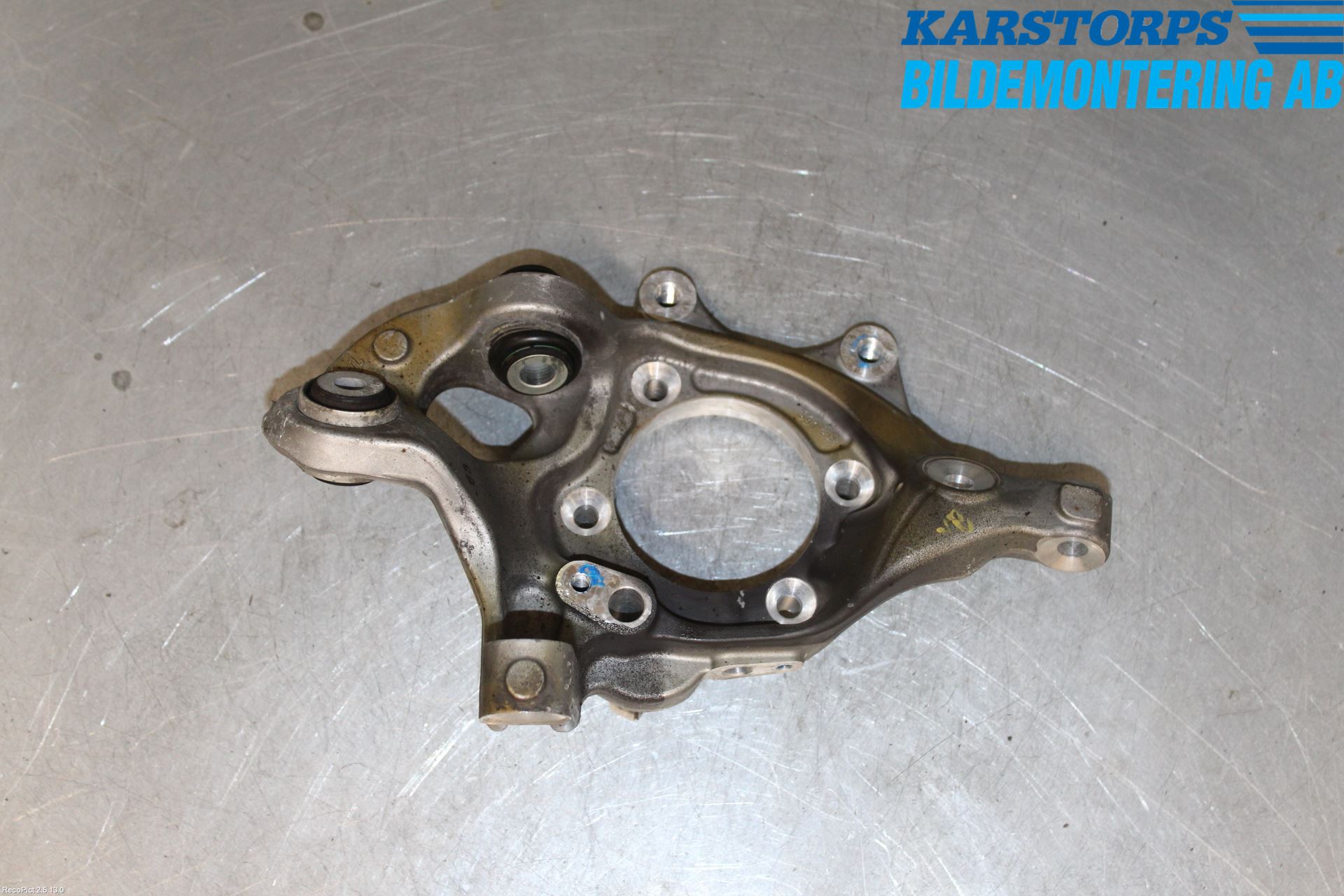 Mercedes-Benz MB E-KLASS (W212) 09-16 Spindel Vb