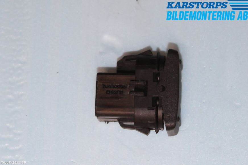Ford FOCUS     04-07 Bryter Vindusheis