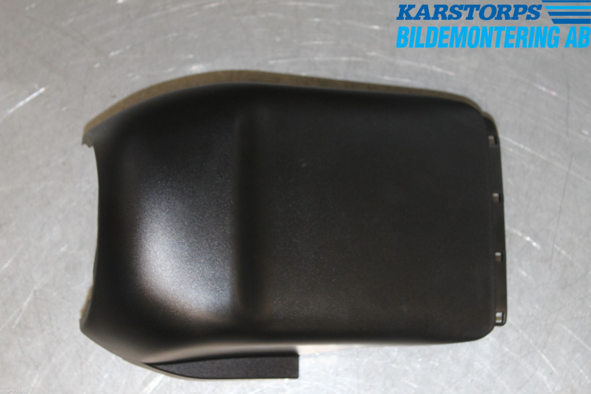 BMW 5 F10/F11/F18 09-17 Rattdeksel - Deksler