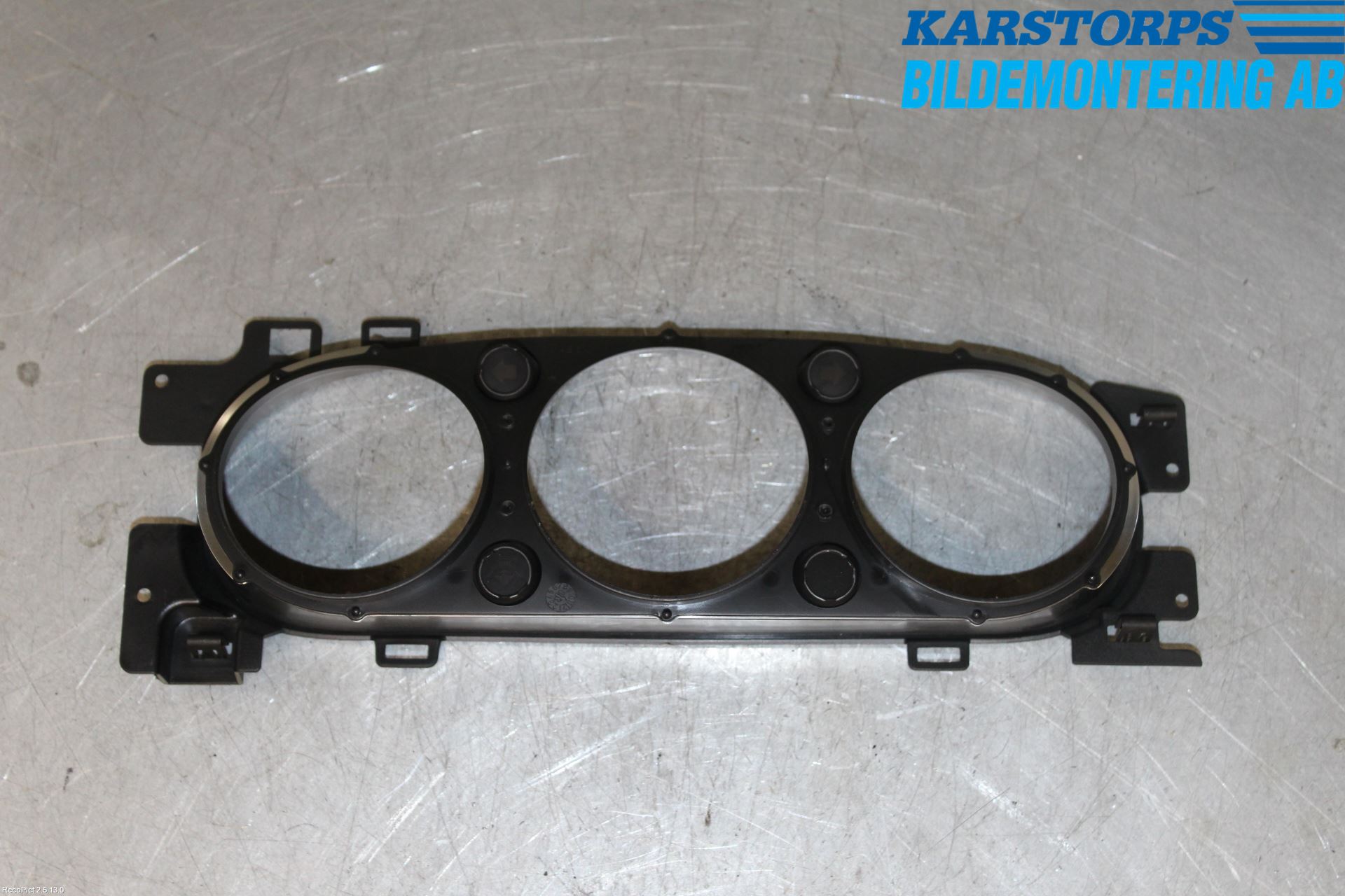 Jaguar XJ X350        03-09 Instrument Ramme