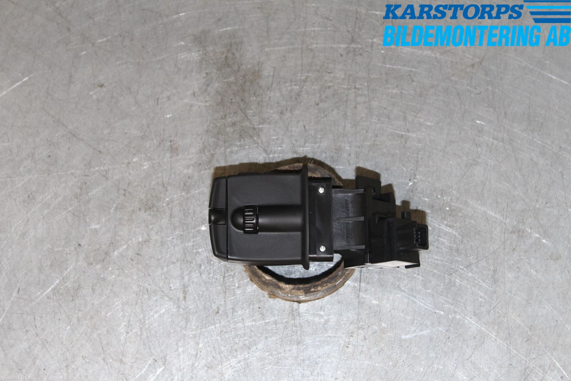 Renault MEGANE III 09-15 Bryter Ratt Radio-Stereo