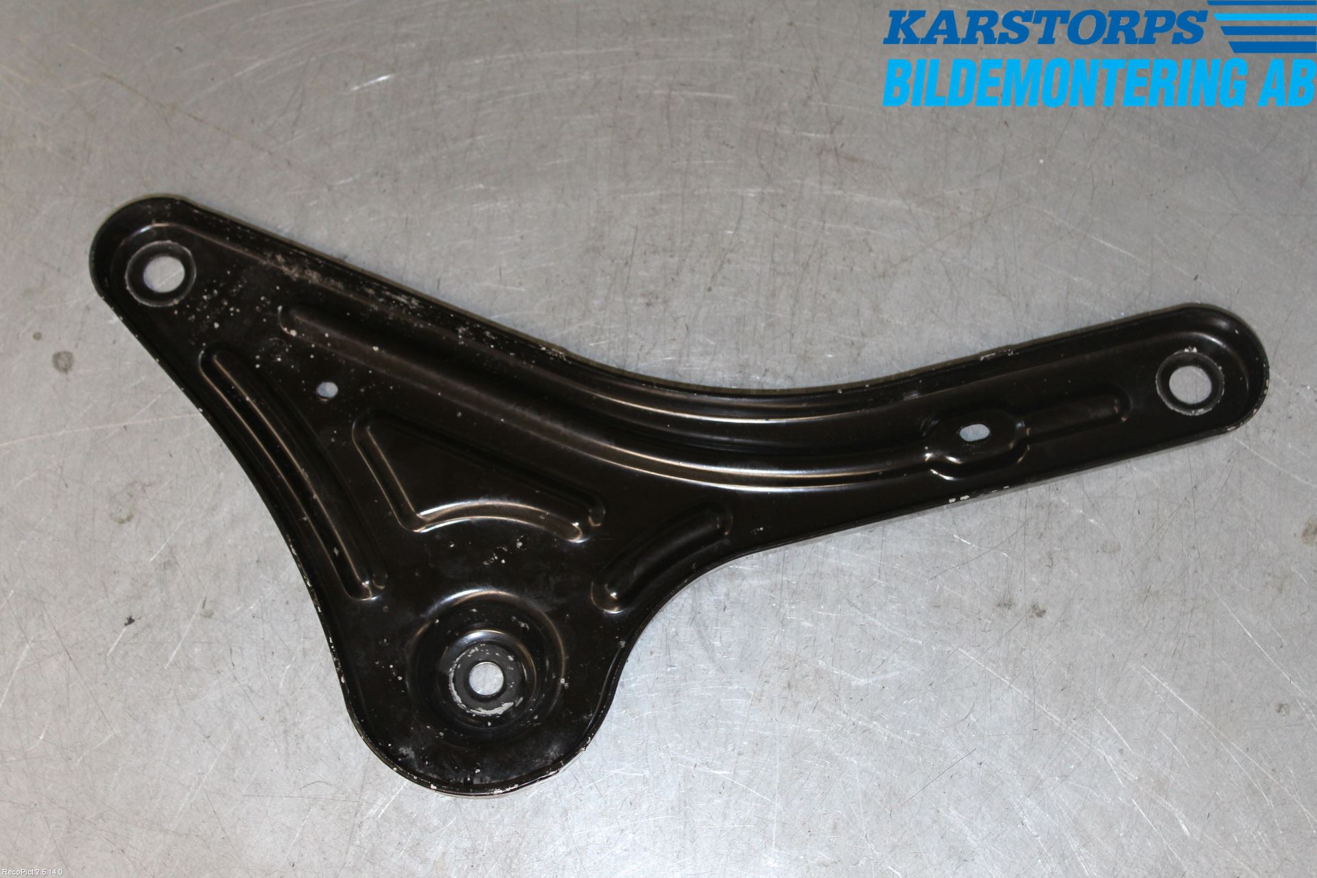 BMW X3 F25 10-17 Bakramme - Festebjelke
