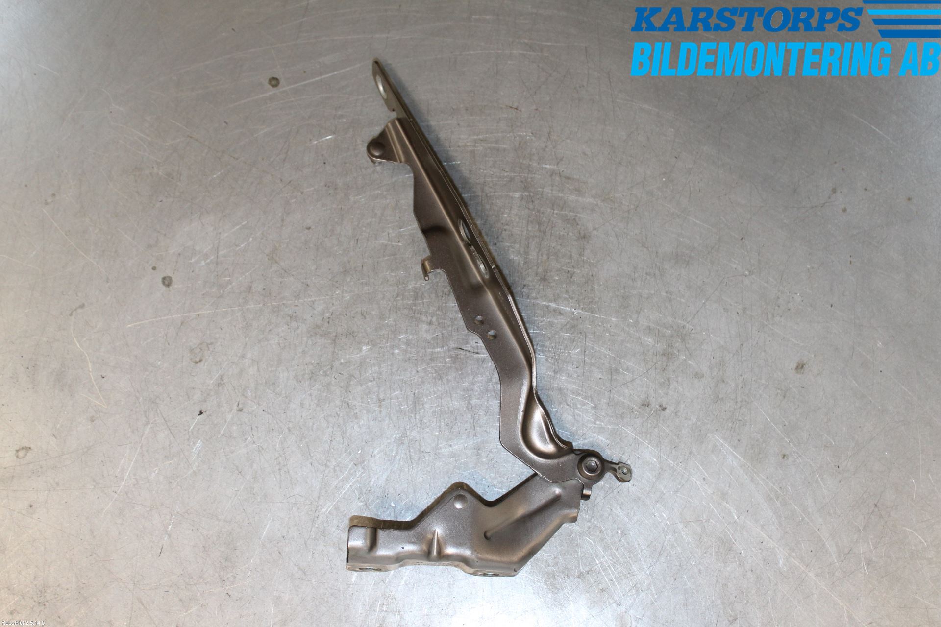 Volvo XC70 08-13 Panser Hengsel - Hengsler