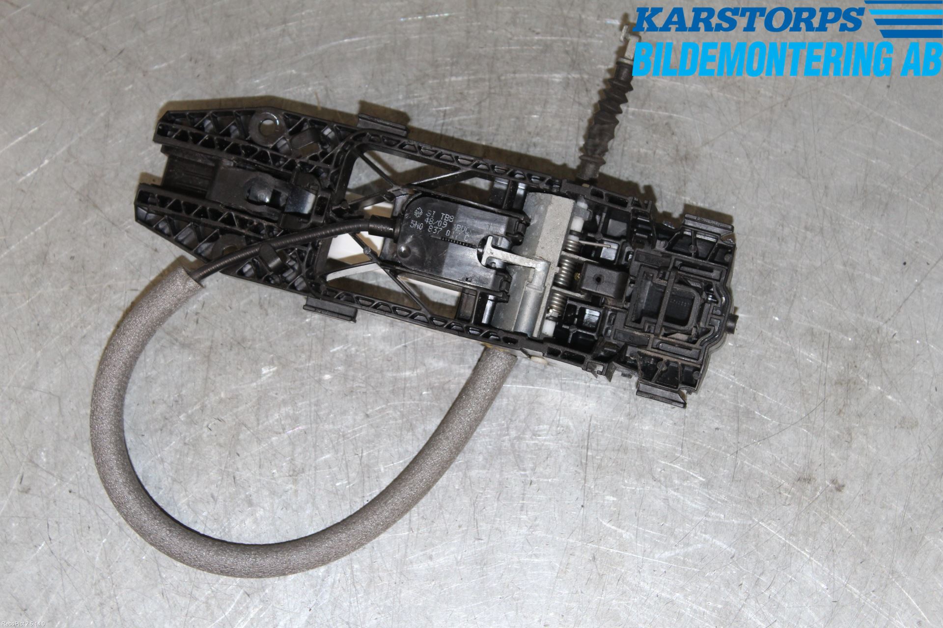 Volkswagen VW POLO 10-17 Dørhandtak Ytre Høyre