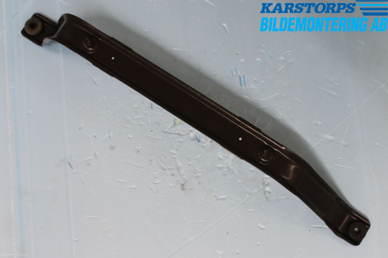 BMW X3 F25 10-17 Drivstofftank Bånd-Feste