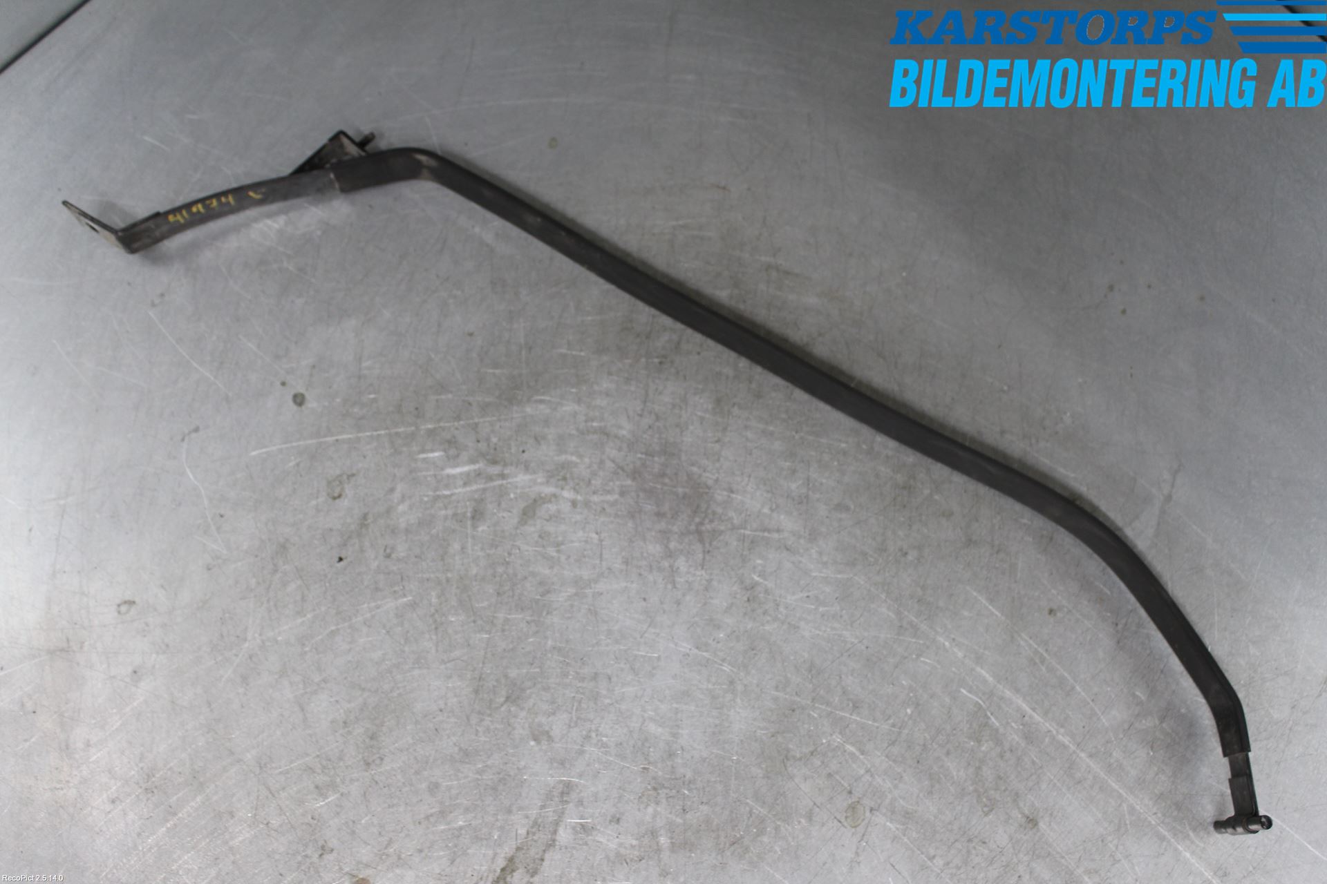 Hyundai i40 16-18 Drivstofftank Bånd-Feste