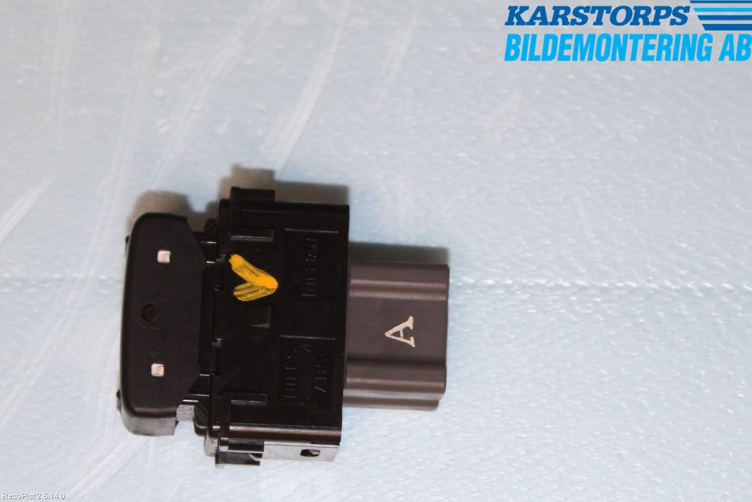 Nissan NAVARA 05-16 Bryter Varmesete