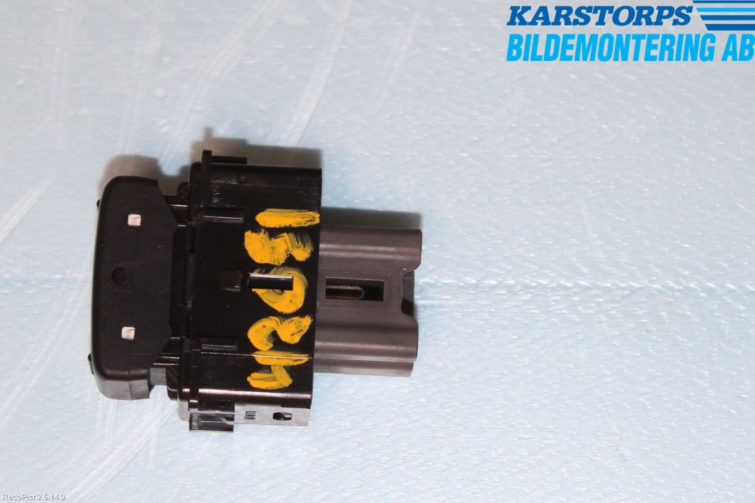 Nissan NAVARA 05-16 Bryter Varmesete