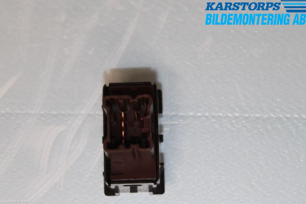 Nissan NAVARA 05-16 Bryter Varmesete