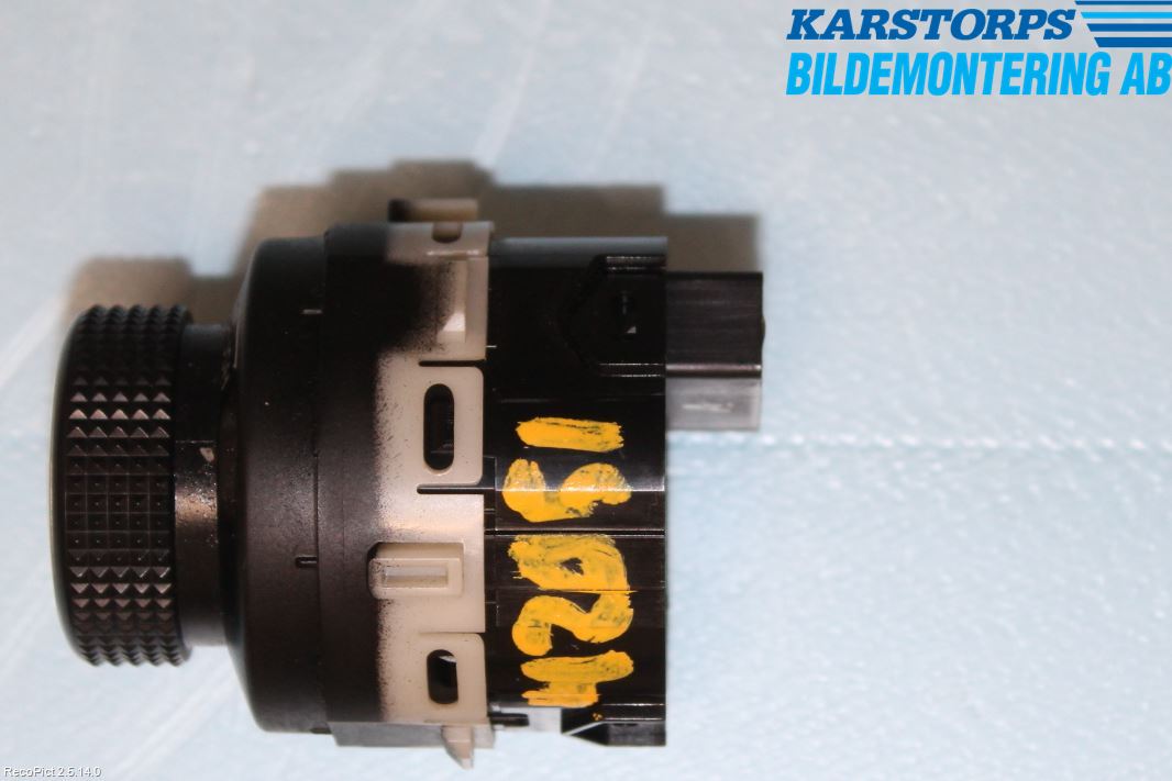 Nissan NAVARA 05-16 Bryter Gearkasse