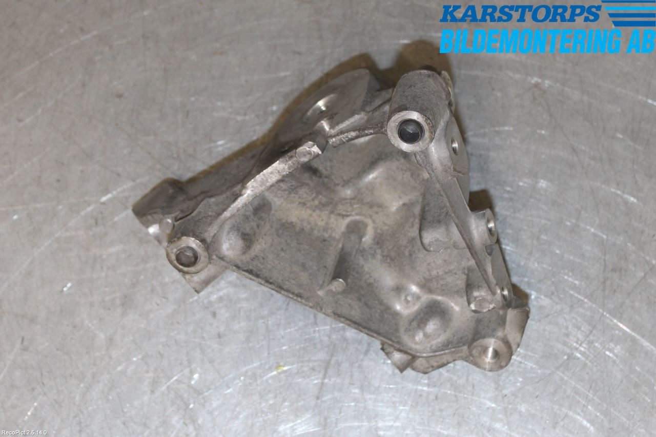 Volvo XC70 08-13 Ac Kompressor-Festebrakett