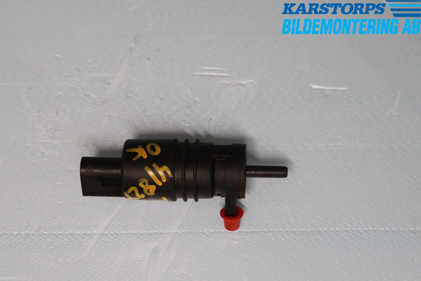 Mercedes-Benz MB E-KLASS (W212) 09-16 Spylerpumpe Frontrute