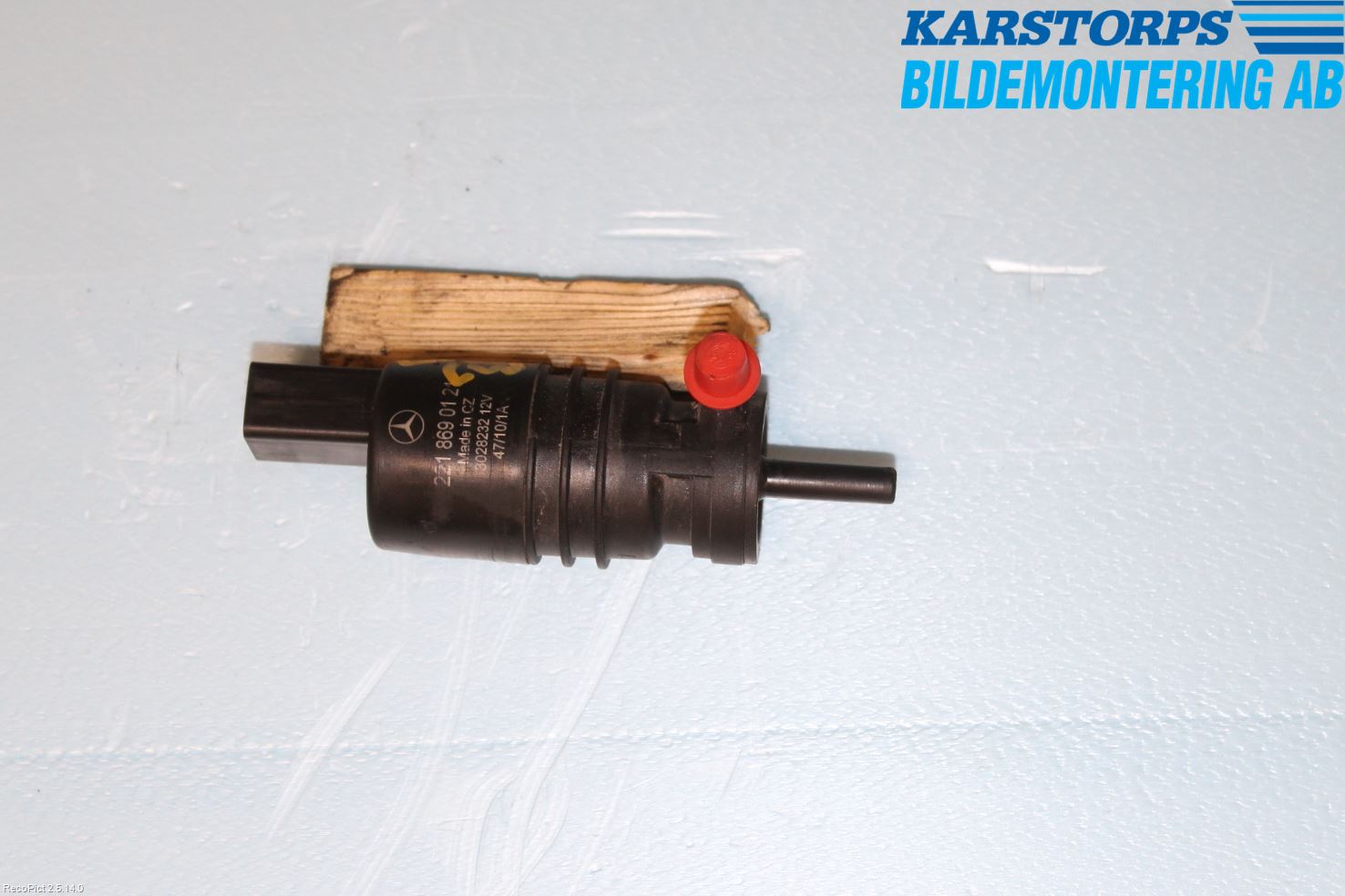 Mercedes-Benz MB E-KLASS (W212) 09-16 Spylerpumpe Frontrute