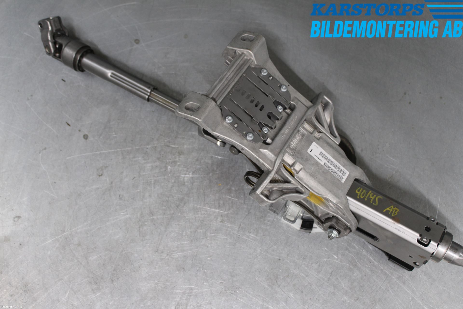Volvo V40 CROSS COUNTRY 13-19 Rattakselaggregat Justerbart