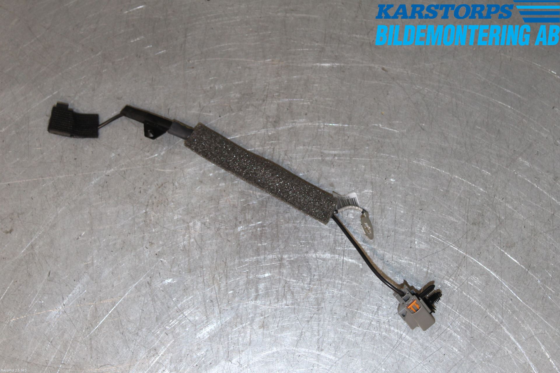 Volvo V40 CROSS COUNTRY 13-19 Stereo Antenneforsterker